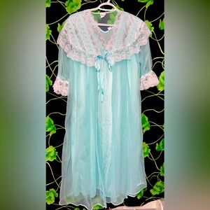 Elegant Lace Trim Blue Nightgown
